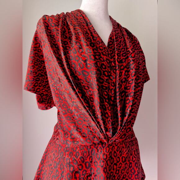 Vintage ‘90s Nicola Red & Black Leopard Print Peplum Waist Short Sleeve Blouse - Picture 5 of 8